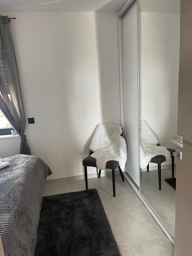 Rijeka Relax Apartment With Parking Екстериор снимка