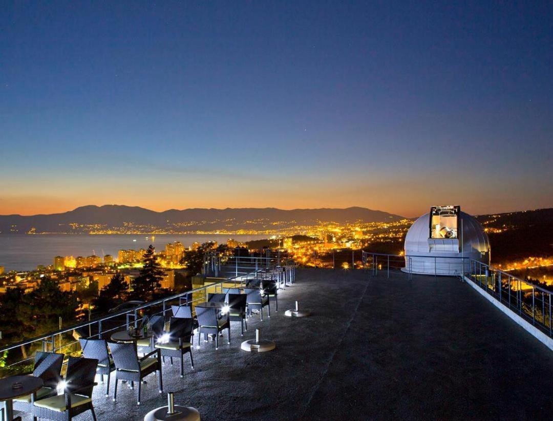 Rijeka Relax Apartment With Parking Екстериор снимка